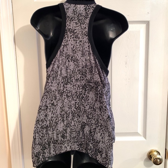 Flowy Razer-Back Tunic | Size: S - Picture 6 of 6